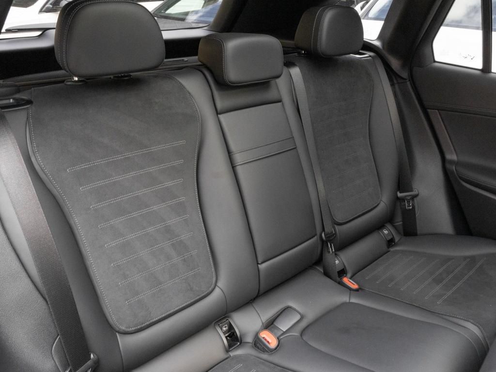 Mercedes-Benz GLC 300 d 4M AMG/Digital/Pano/AHK/360/Night/20''