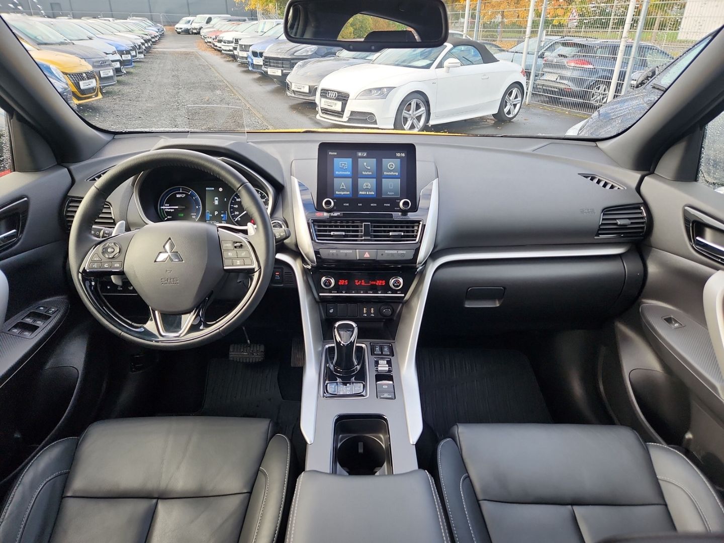 Mitsubishi Eclipse Cross Plug-In Hybrid Top Pano Leder Head