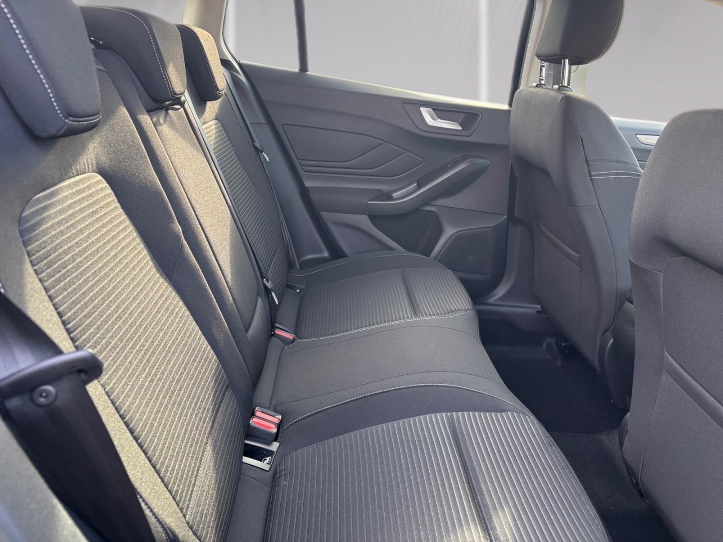 Ford Focus Turnier Titanium X 155PS Aut.Kamera Navi
