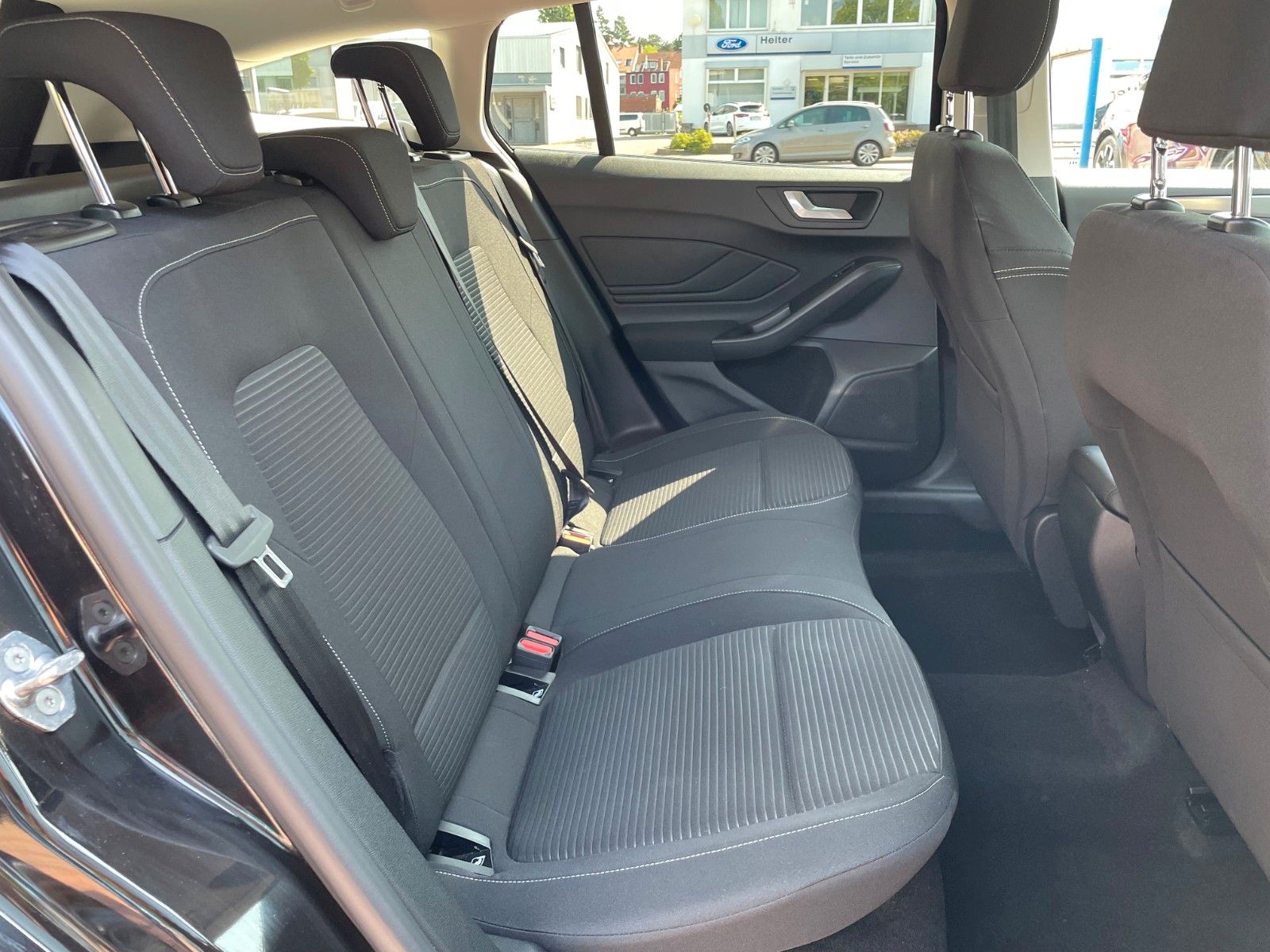 Ford Focus Automatik Turnier Titanium / ACC+155PS