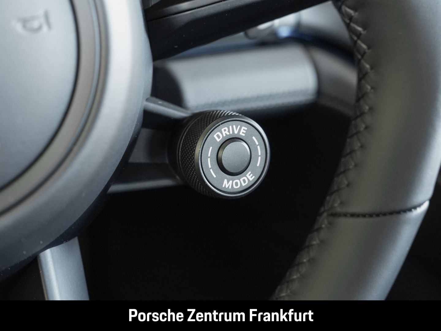Porsche Panamera 4 E-Hybrid HA-Lenkung InnoDrive Head-Up