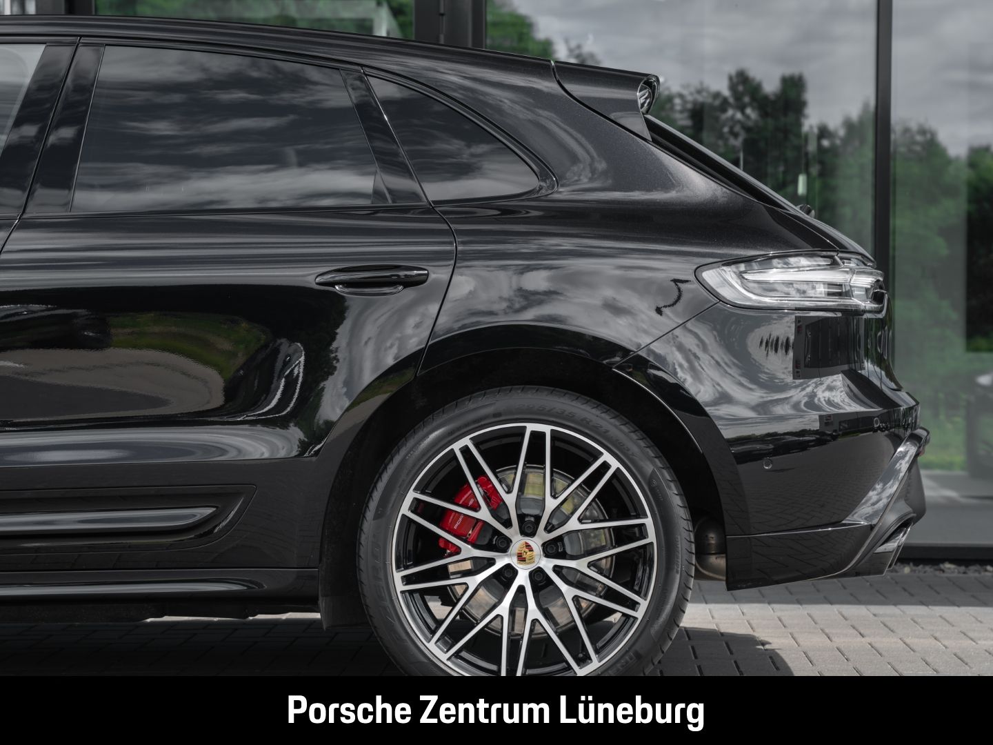Porsche Macan GTS - Samsaru's Car Outlet