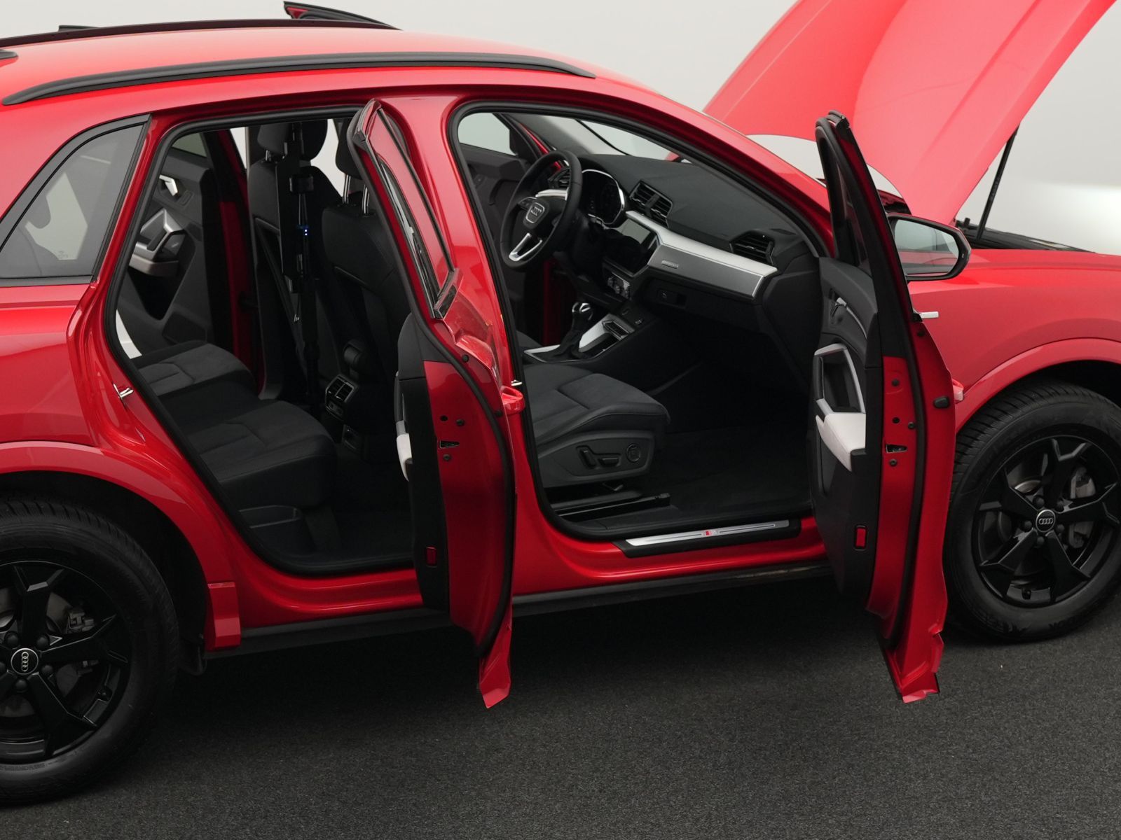 Audi Q3 S line 40 TFSI quattro S tr. *AHK*StdHZ*19''*