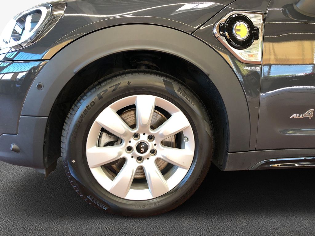MINI Cooper S E Countryman All4 Aut. - Samsaru's Car Outlet