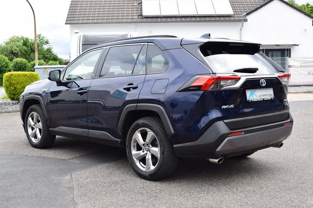 Toyota RAV 4 4x4 Team - Samsaru's Car Outlet