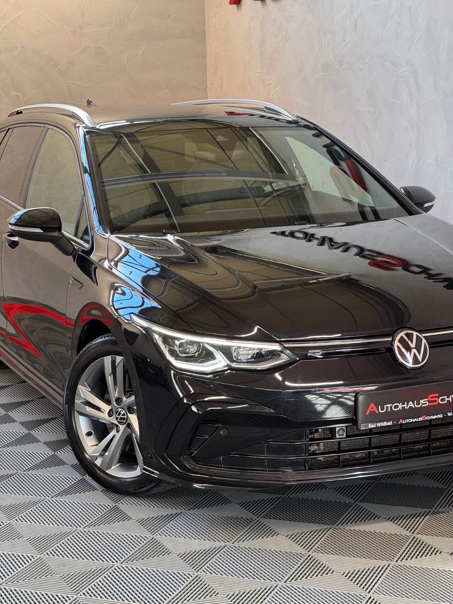 Volkswagen Golf VIII Variant R-Line - Samsaru's Car Outlet