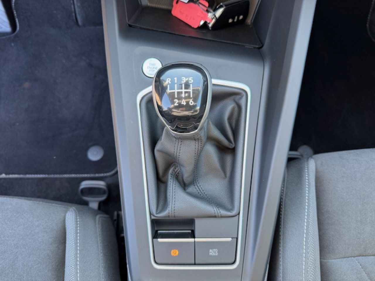 Volkswagen Golf VIII Life 1.5 TSI - Samsaru's Car Outlet