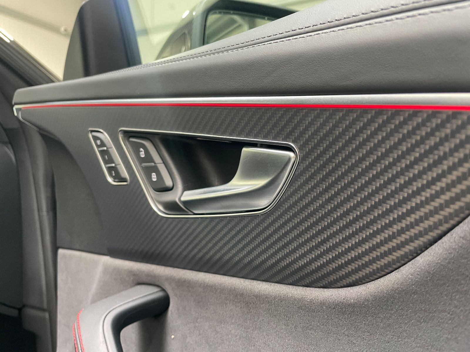 Audi RSQ8/Keramik/Carbon/Pano/RS-Dynm-Pkt/APR-720PS