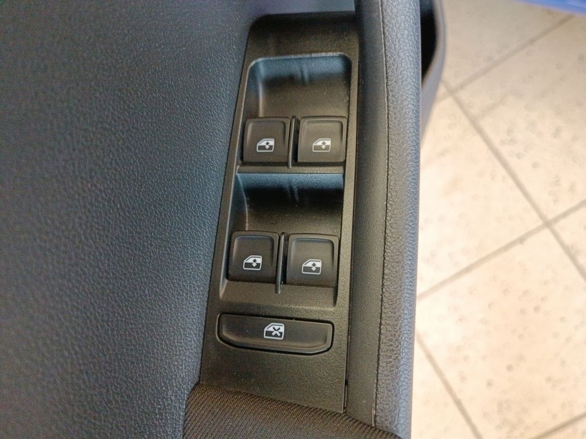 Skoda Fabia Combi 1.0 TSI Ambition DSG - Samsaru's Car Outlet