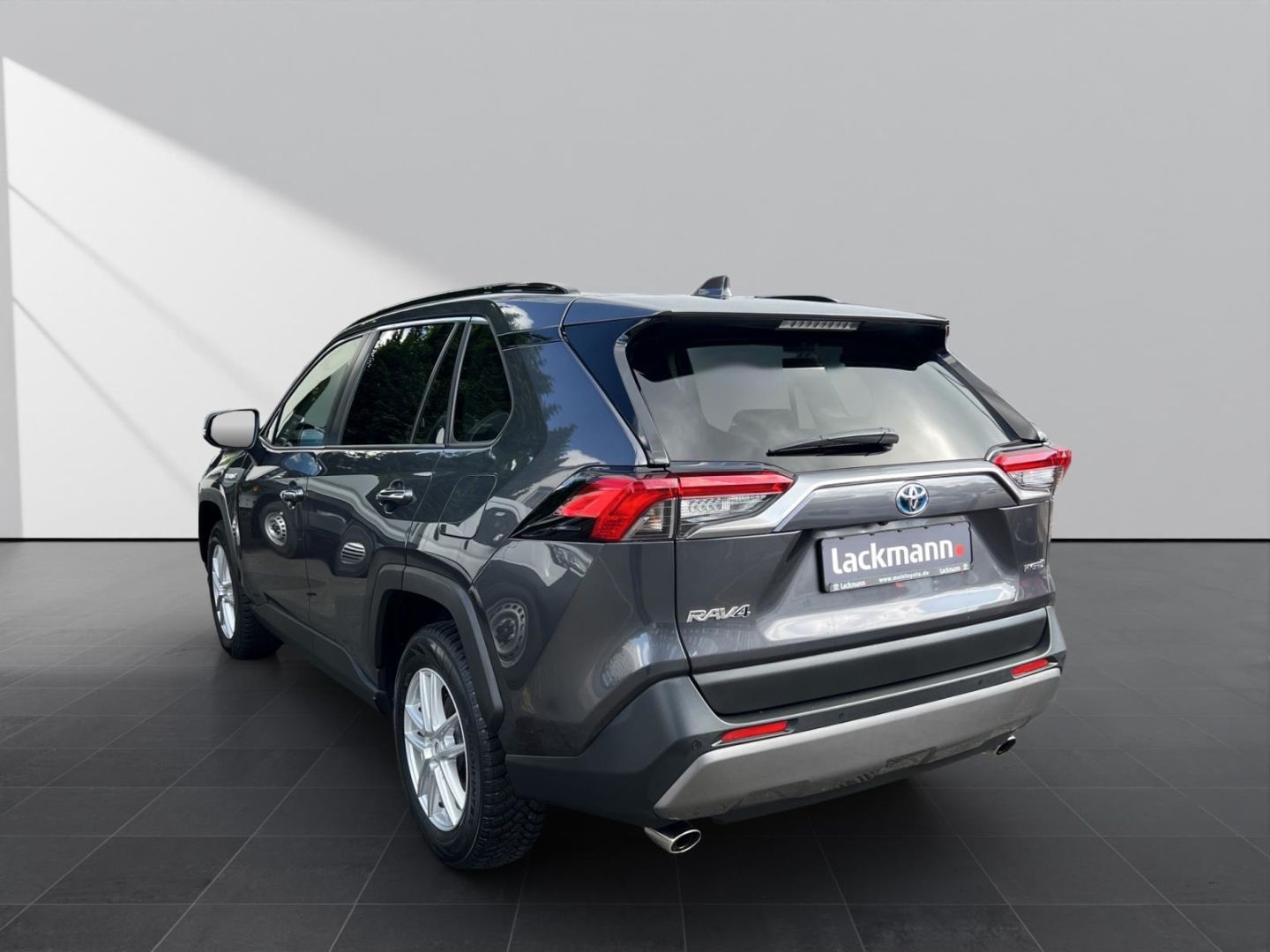 Toyota RAV 4 2.5 Hybrid Lounge - Samsaru's Car Outlet