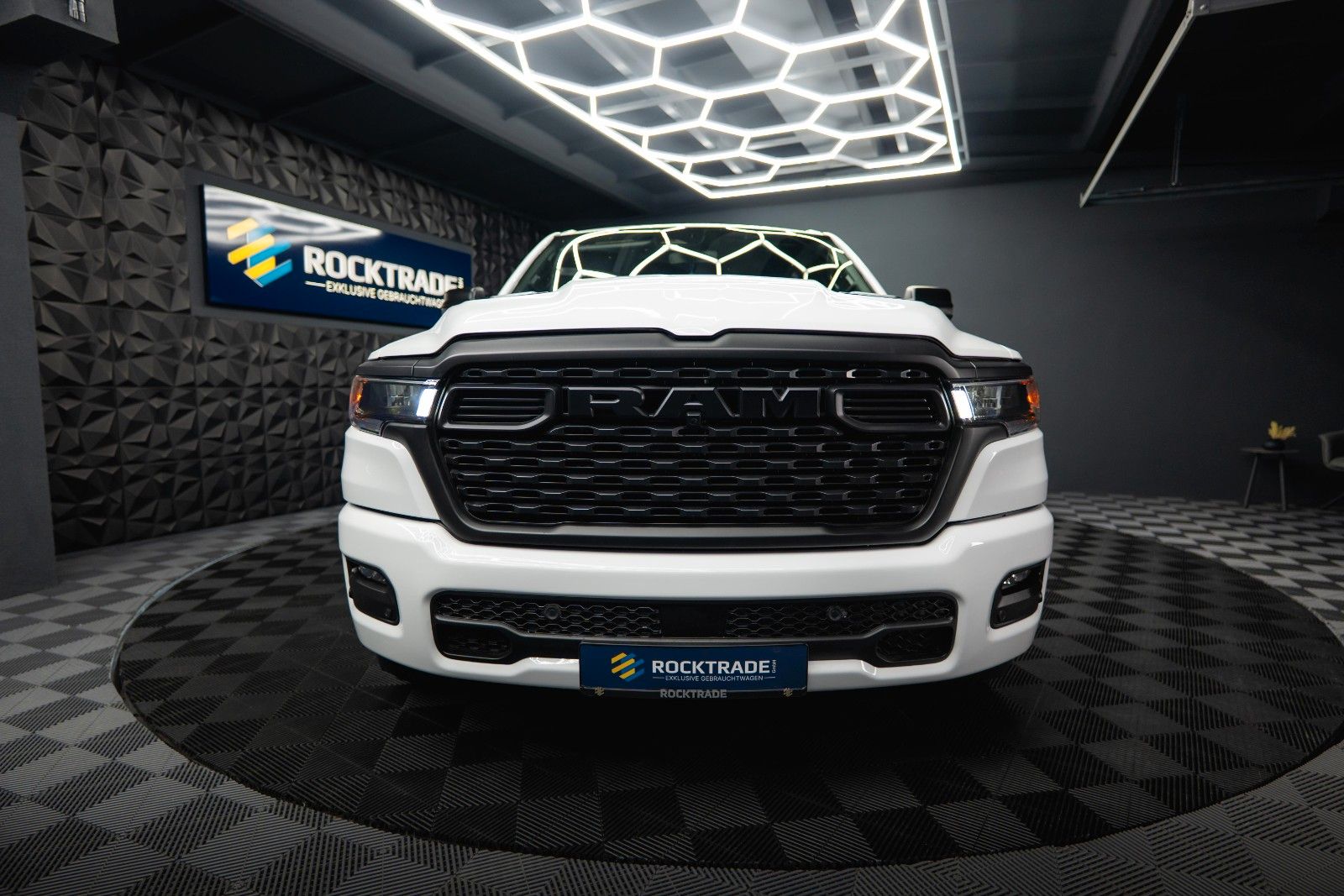 Dodge RAM 3.6 V6 MY 25 Offroad Night-Paket ACC LED 19%