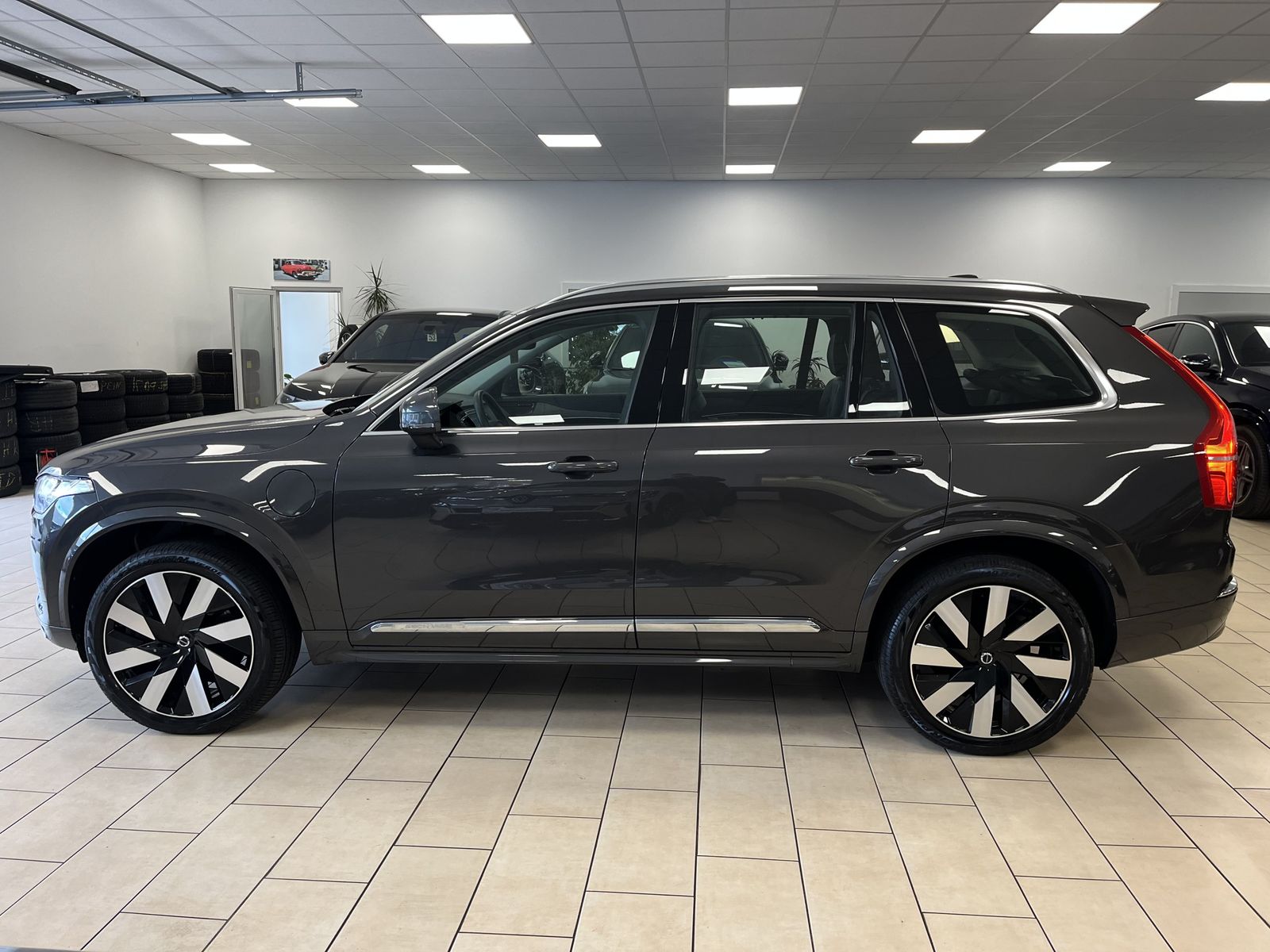 Volvo XC90 Plus Bright T8 Recharge AWD*7-Sitzer*Leder*
