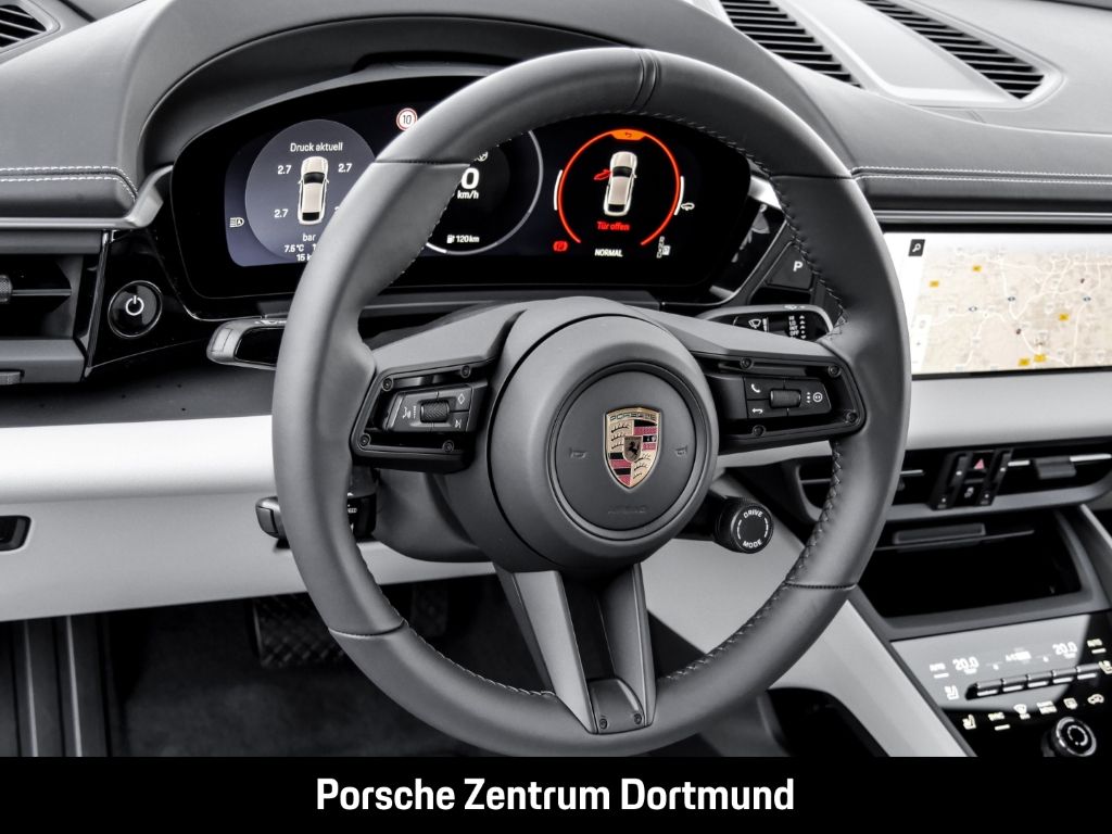Porsche Macan 4 - Samsaru's Car Outlet