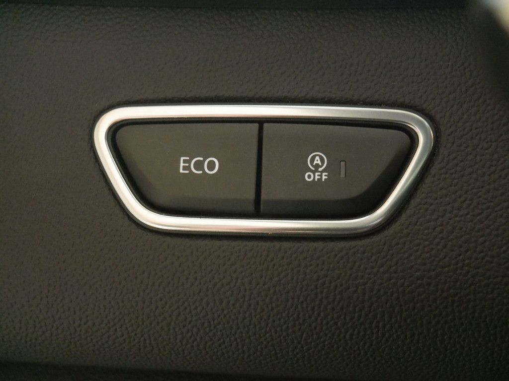 Renault Kadjar LIMITED - Samsaru's Car Outlet