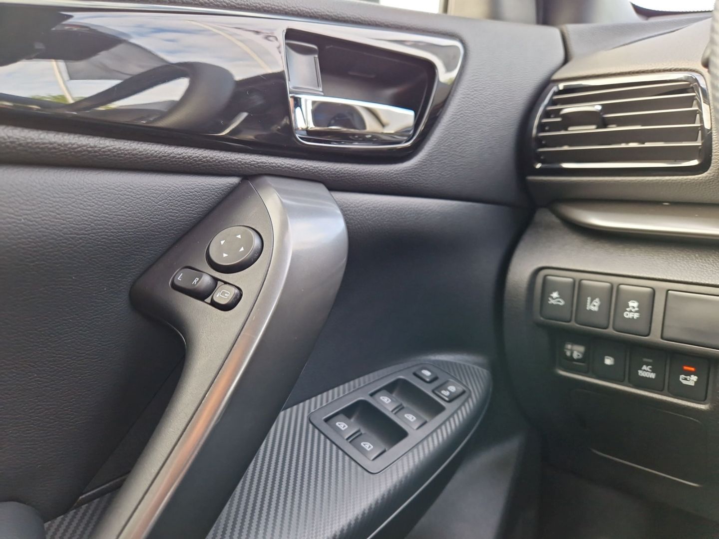 Mitsubishi Eclipse Cross Plug-In Hybrid Select Black Garant