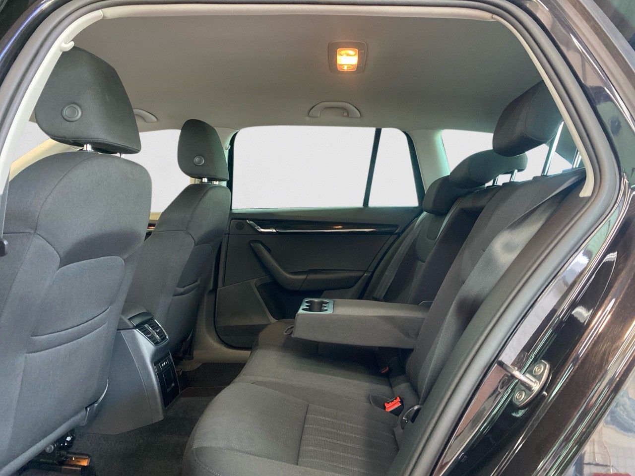 Skoda Octavia Combi Style 1.5 TSI - Samsaru's Car Outlet