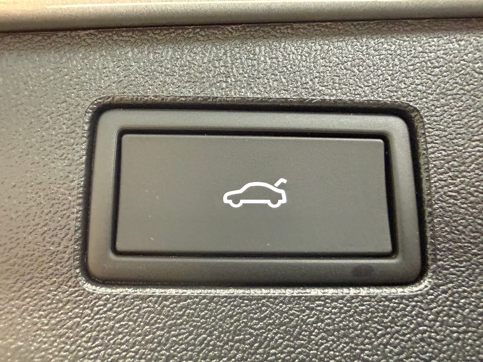 Volkswagen Tiguan Elegance 1.5 eHybrid | AHK MATRIX ACC DCC