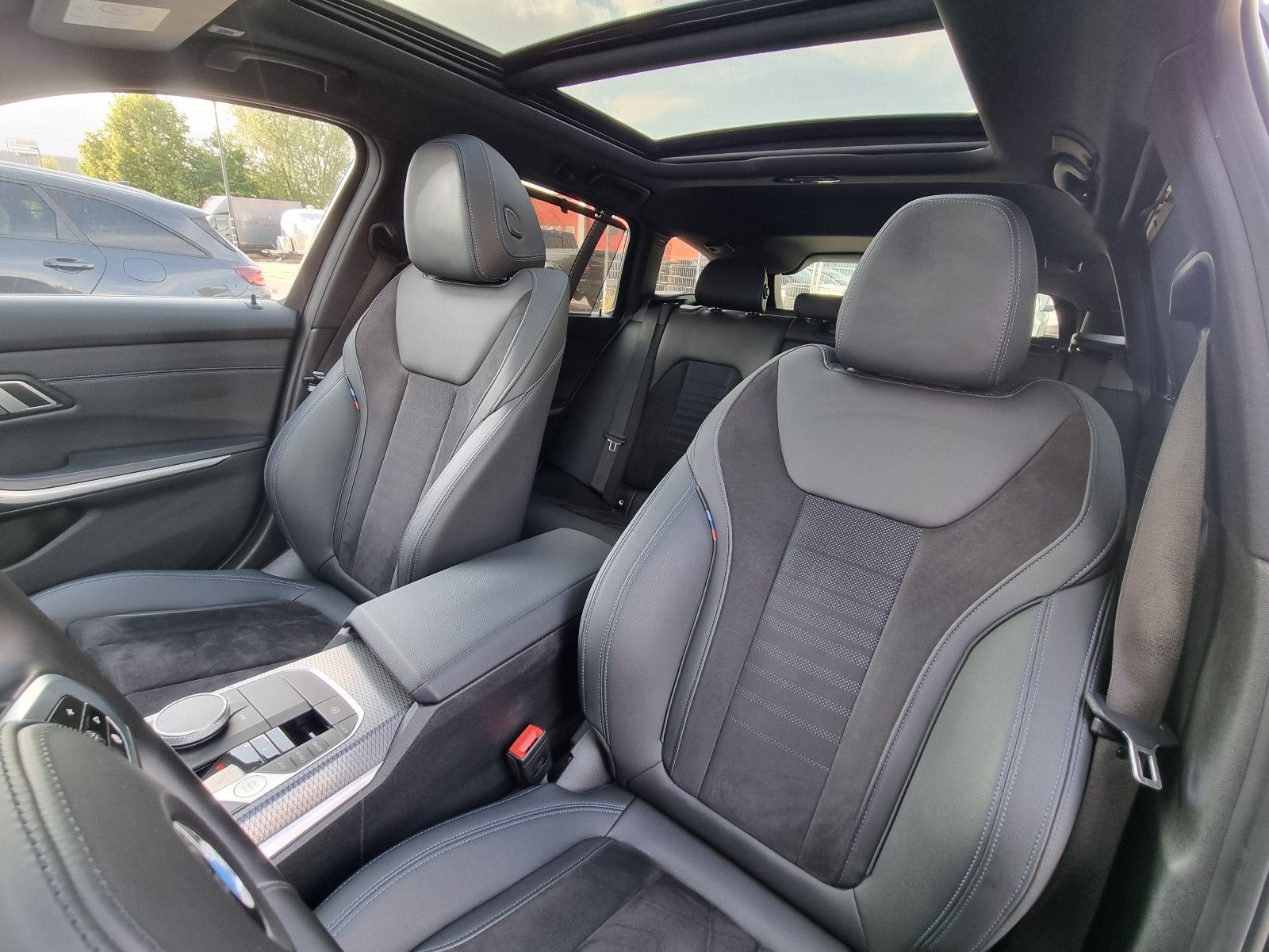 BMW 330xd M-SPORT - Samsaru's Car Outlet