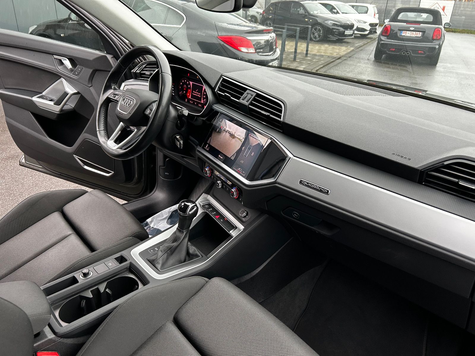 Audi Q3 40 TFSI Sportback quattro S line - Samsaru's Car Outlet