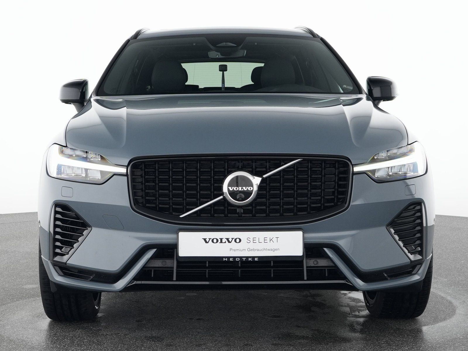 Volvo XC60 T6 Recharge AWD Plus Dark 21"+AHK+360°+H&K