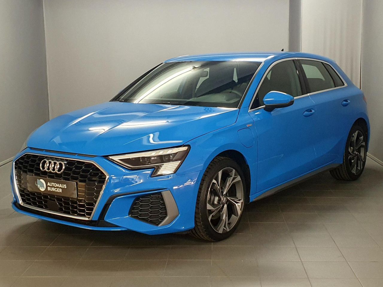 Audi A3 Sportback 40TFSIe S tronic S line - Samsaru's Car Outlet