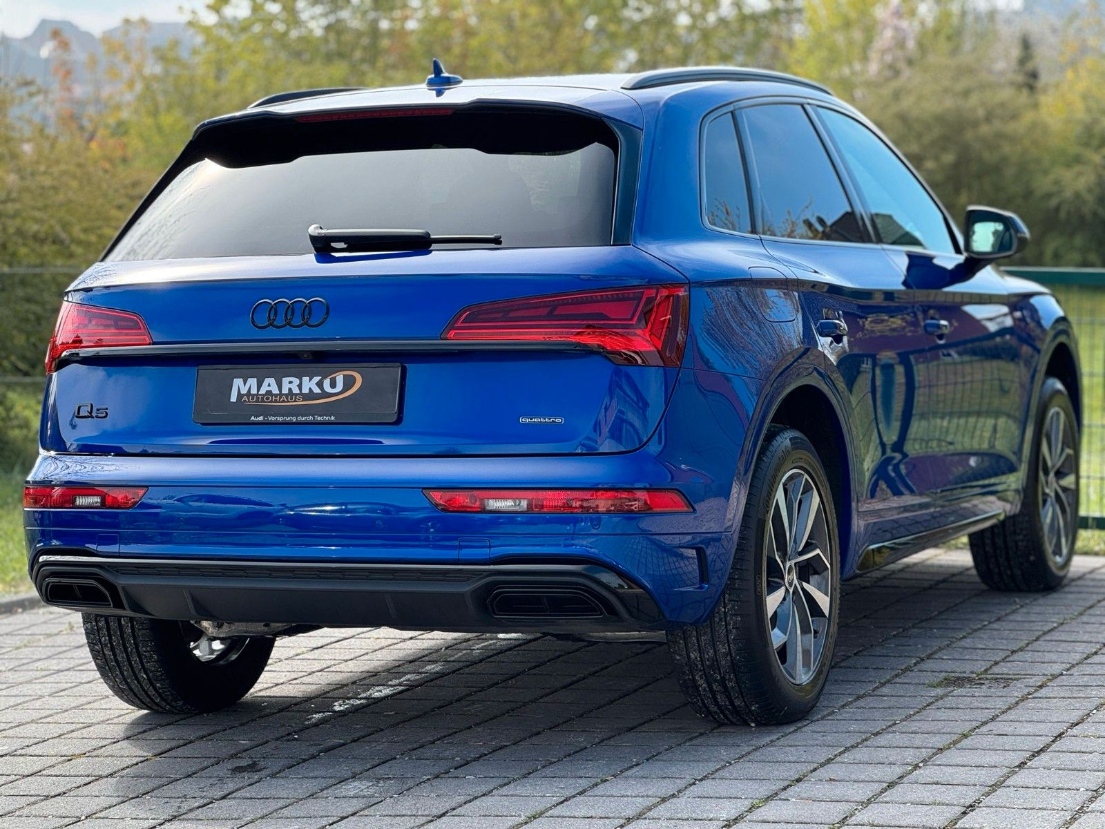 Audi Q5 40 TDI quattro S-line - Samsaru's Car Outlet