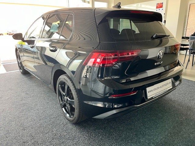 Volkswagen Golf VIII 1.5 TSI Lim. United - Samsaru's Car Outlet