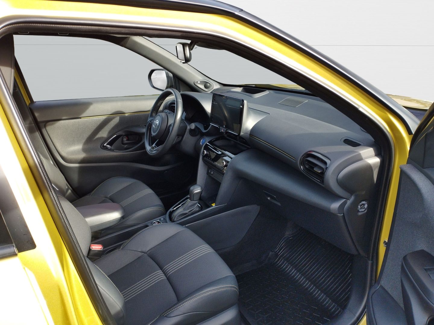 Toyota Yaris Cross Hybrid AWD-i(4x4) Adventure+Allwette