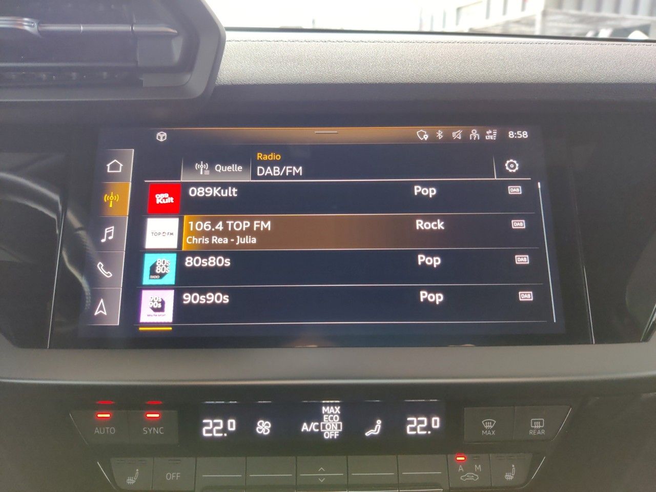 Audi A3 Sportback 40 TFSIe S tronic S line, AHK, LED