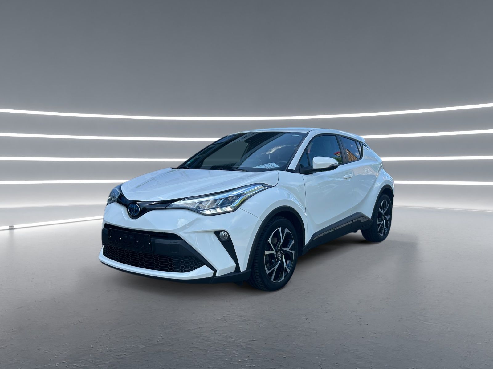 Toyota C-HR Hybrid 4x2 Flow - Samsaru's Car Outlet