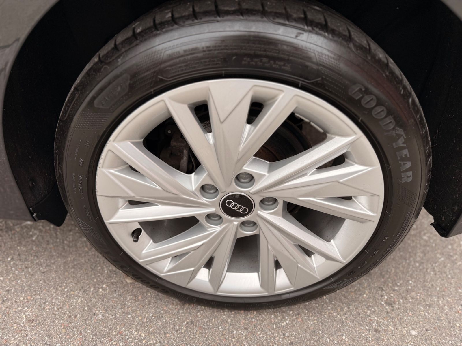 Audi A3 Sportback 40 TFSI e/AHK7ASIS/Org50Tkm