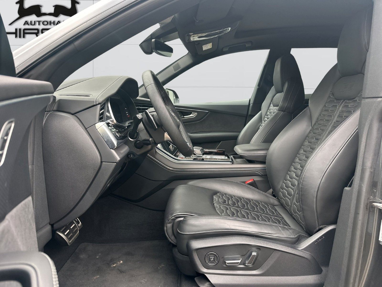 Audi RSQ8 quattro Dynamik+/305km/h/B&O/Massage