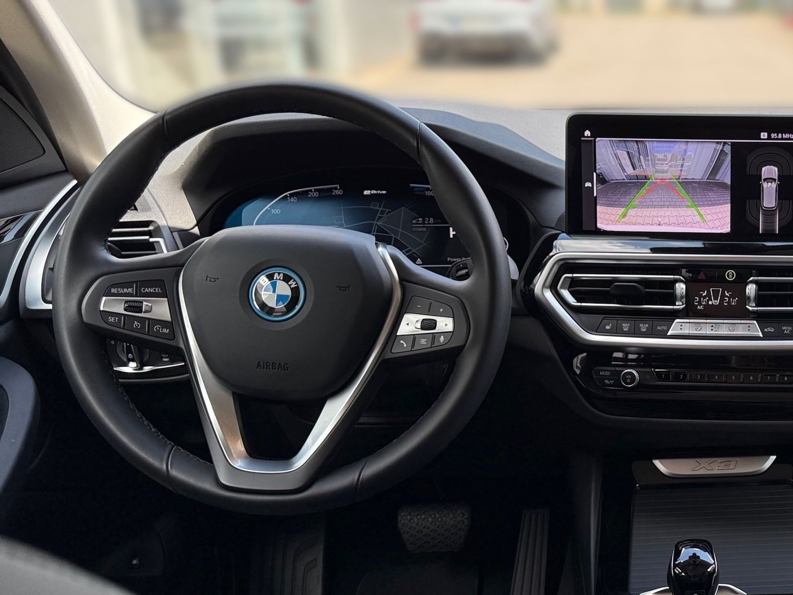 BMW X3 xDrive30e - Samsaru's Car Outlet