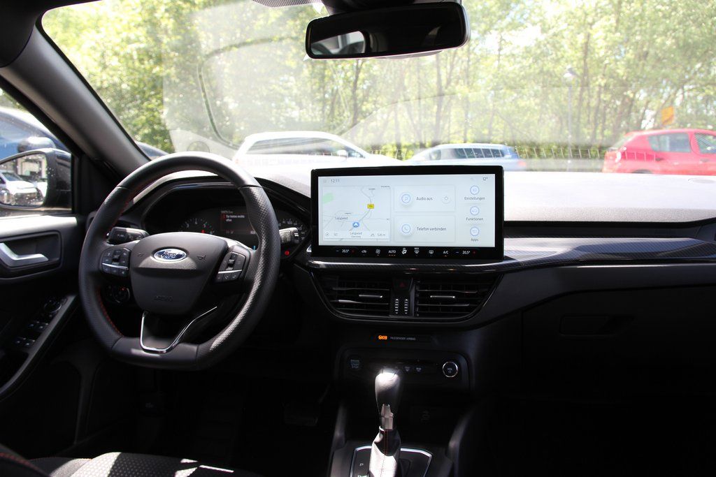 Ford Focus Turnier 155PS ST-LINE LED AdapTempomat CAM