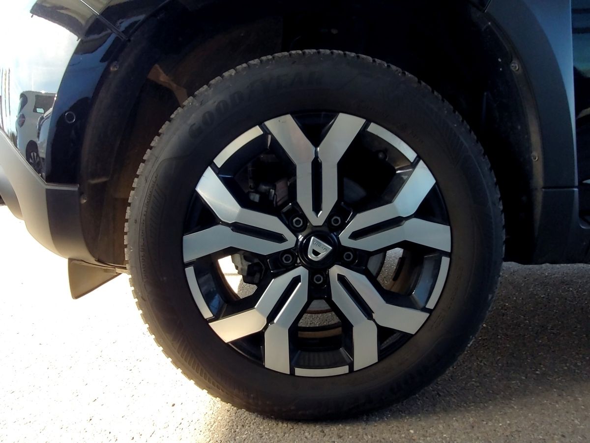 Dacia Duster Prestige TCe 150 4WD - Samsaru's Car Outlet