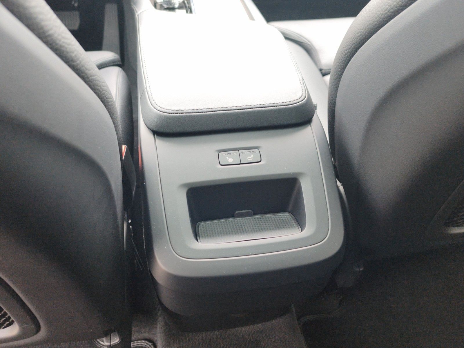 Volvo XC90 B5 Plus Bright*Standh*360°*SD*AHK*AWD