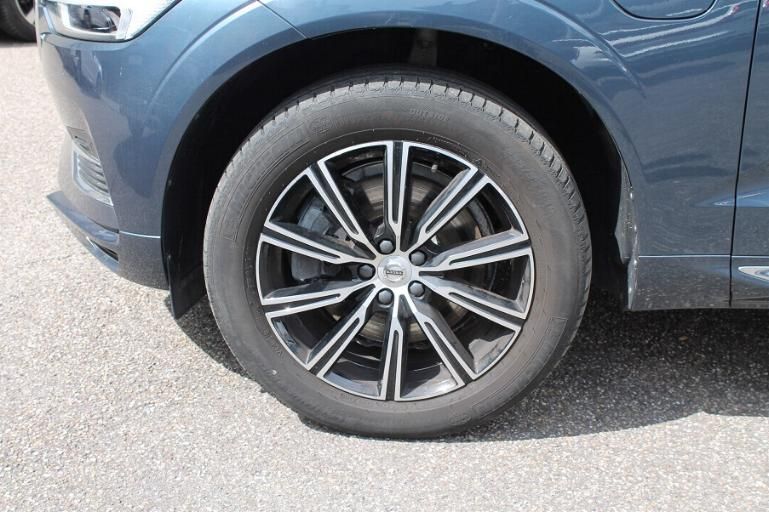 Volvo XC60 T8 Inscription  4C-ACC-StHzg-Massage-AHK