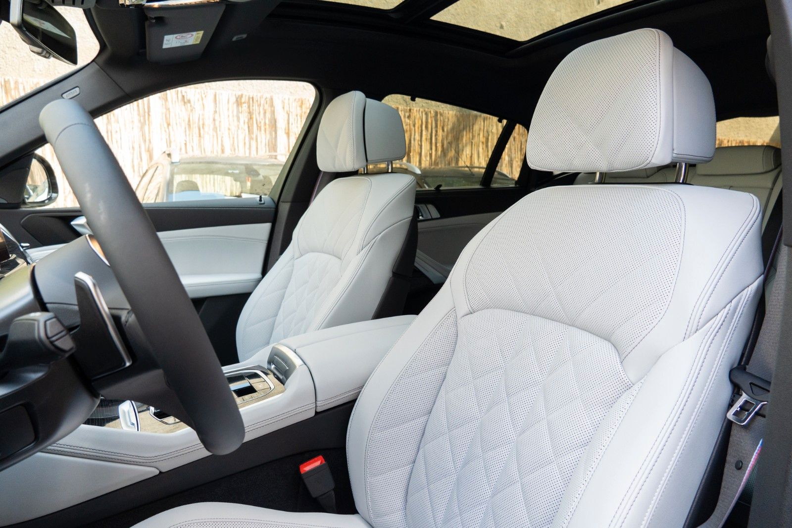 BMW X6 40d M SPORT.DR.ASS.SOFTC.SKY.H/K.LED.360°.AHK