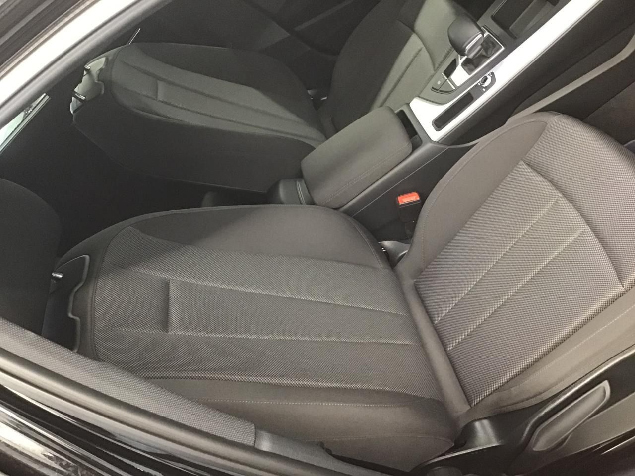 Audi A4 Avant 40 TDI quattro S line - Samsaru's Car Outlet