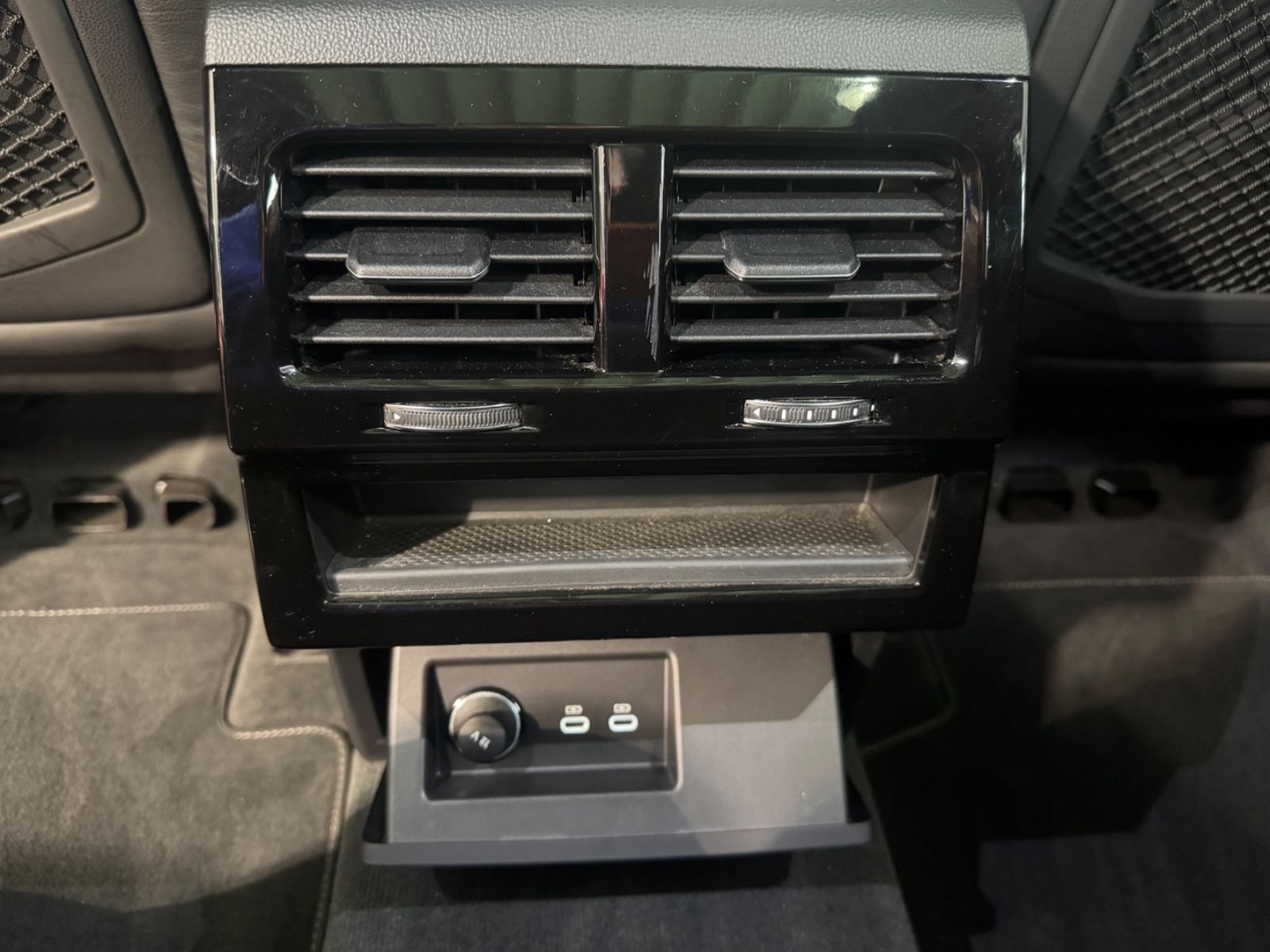 Volkswagen Touareg R-Line Pano IQ LIGHT Exterieur Black Sty