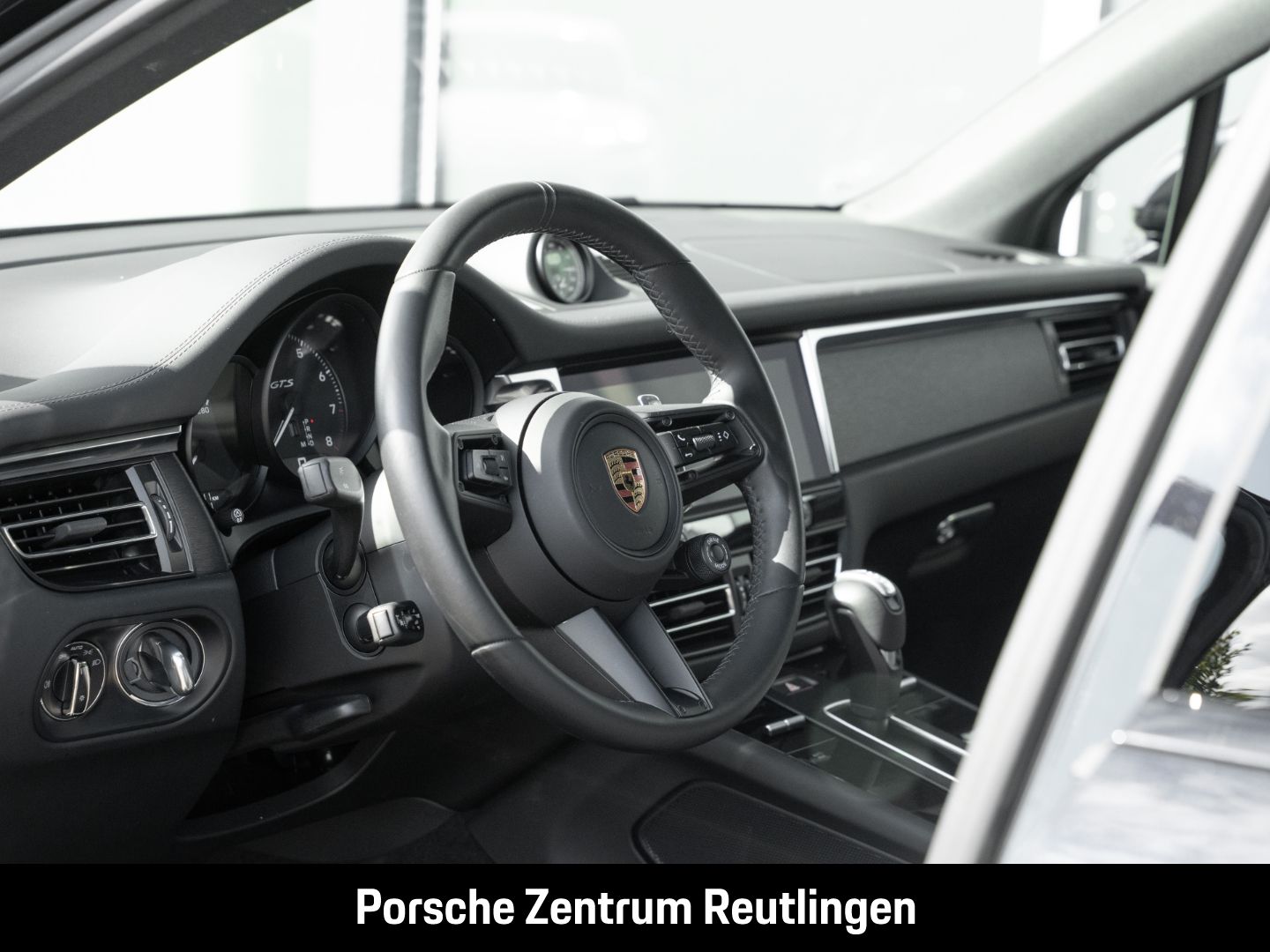 Porsche Macan GTS Panorama Surround-View Luftfederung
