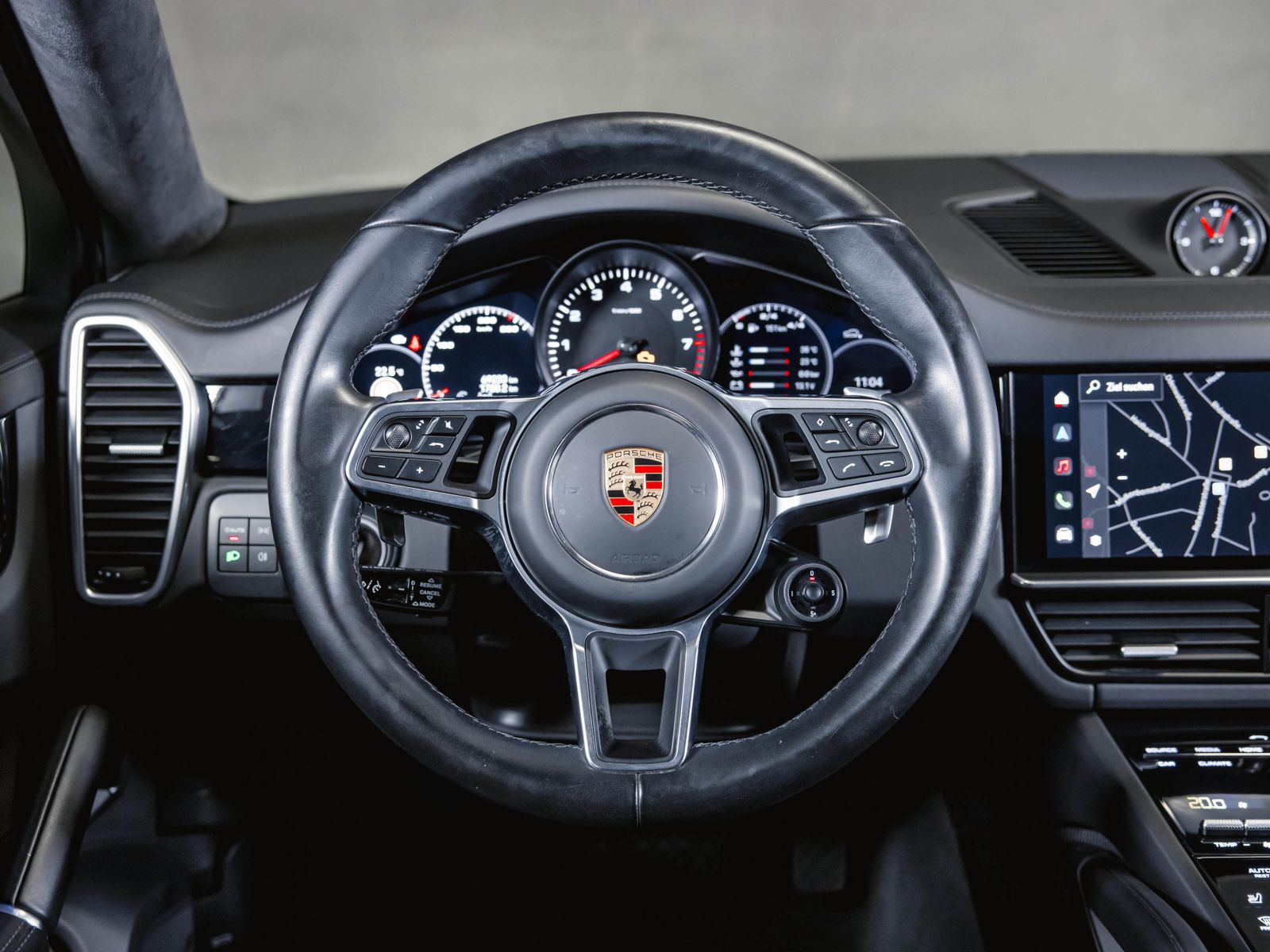 Porsche Cayenne Coupé Platinum Edition Luftfederung