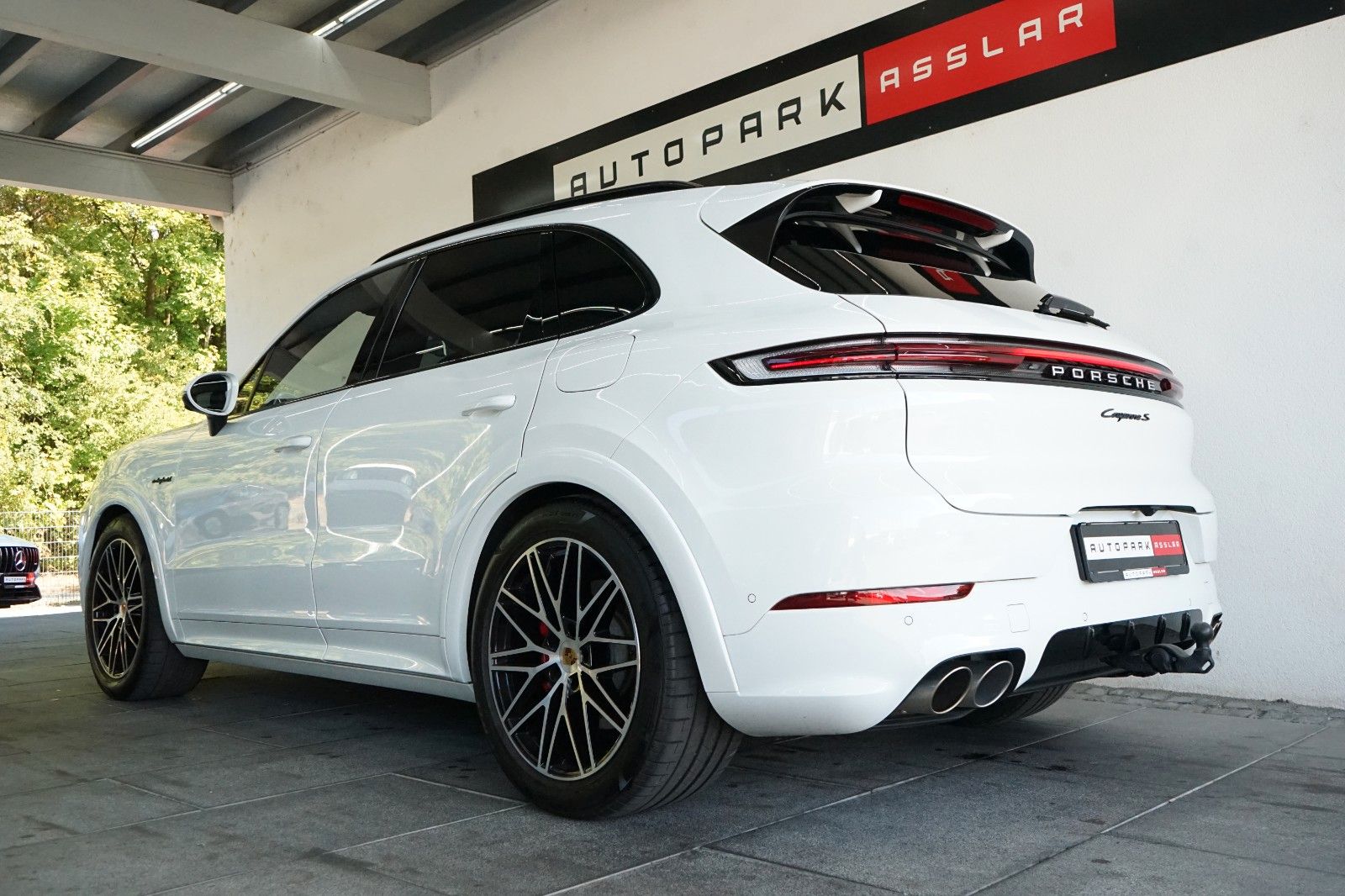 Porsche Cayenne S E-Hybrid/SportDesign/HD/PDCC/Mega-Spec