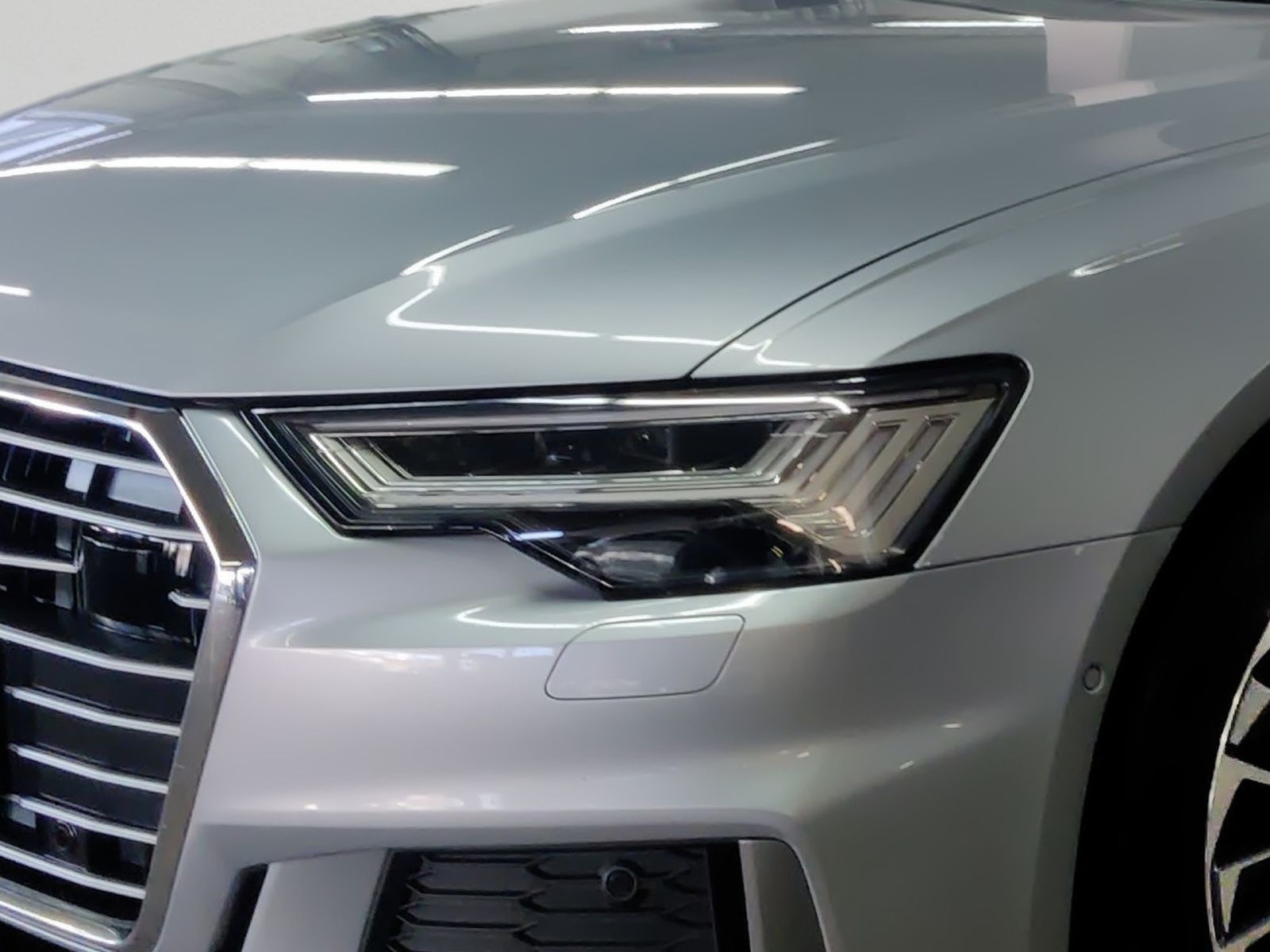 Audi A6 Avant 55 TFSI e quattro sport - Samsaru's Car Outlet