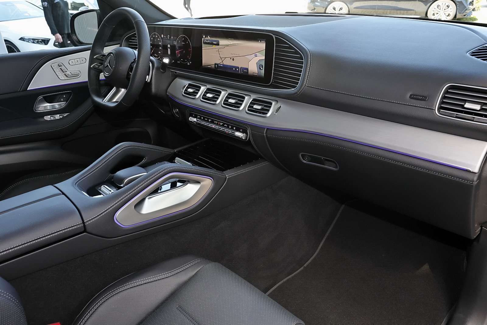 Mercedes-Benz GLE 450 d 4M AMG MBUX+360°+M-LED+AHK+Pano+Standh