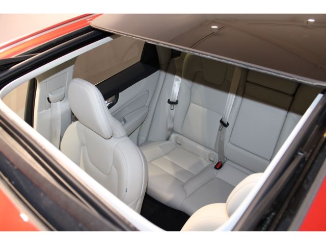 Volvo XC60 T8 Recharge Inscription AWD AHK Standheizun