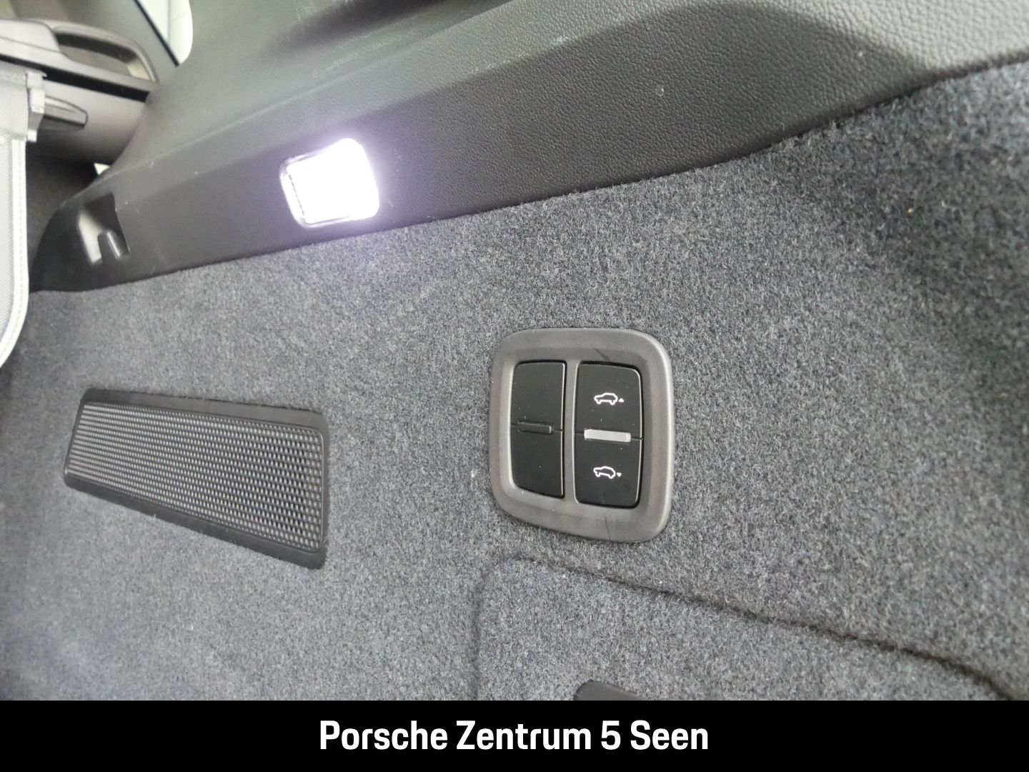 Porsche Cayenne E-Hybrid, BOSE, 14-WEGE, NACHTSICHT, ACC