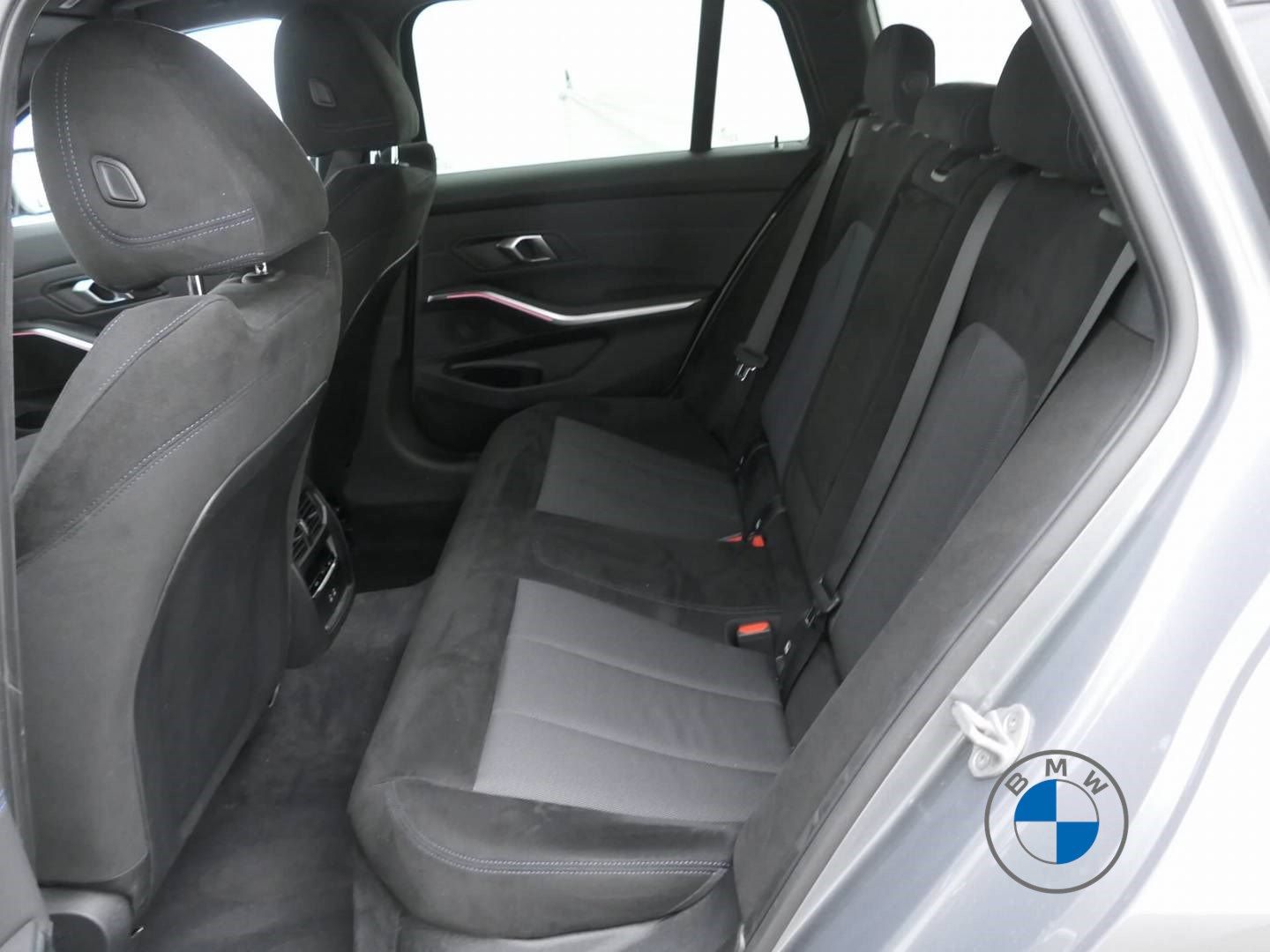 BMW 320i Touring M Sport 19" Ambiente HIFI