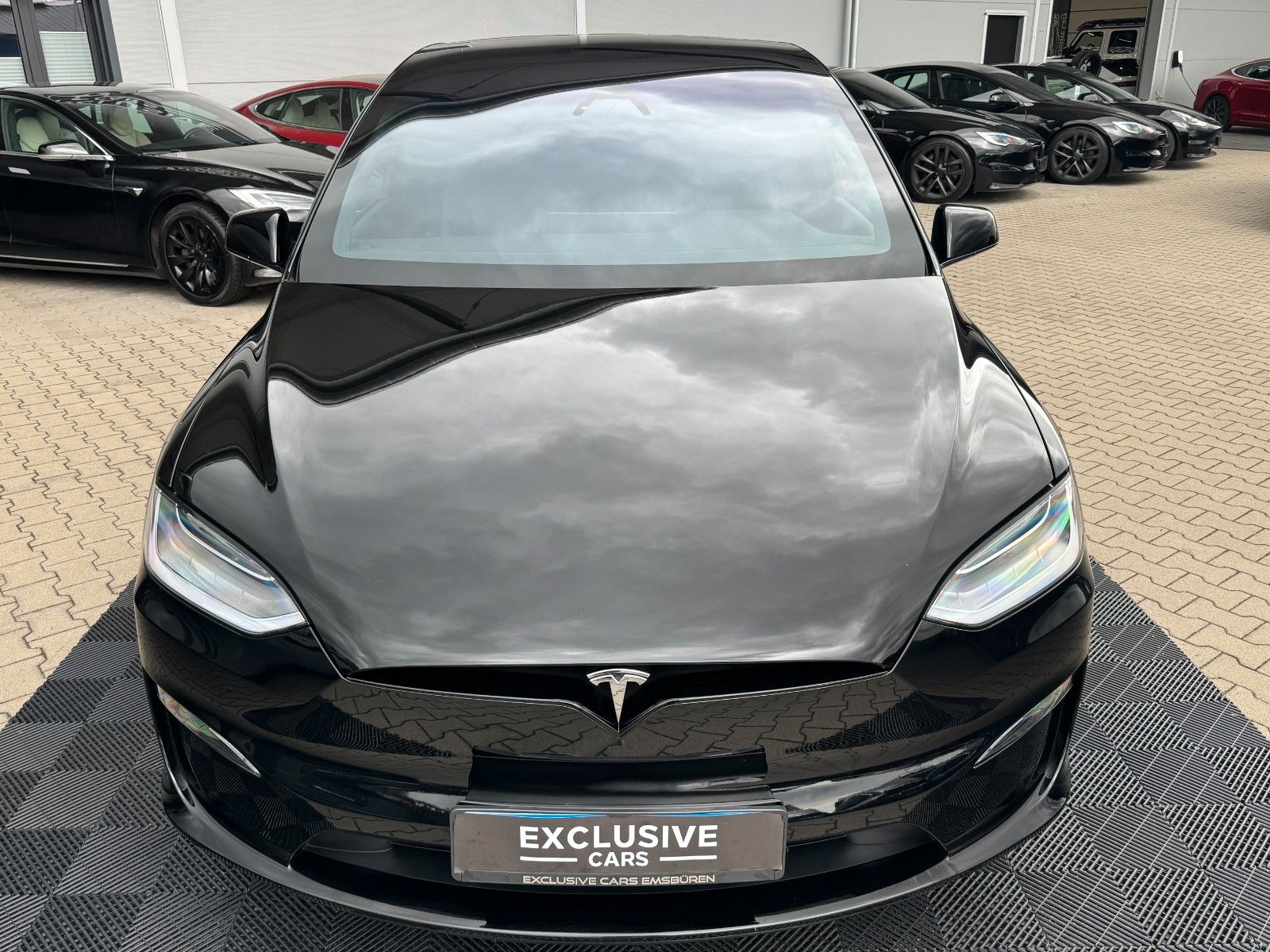 Tesla MODEL X PALLADIUM |  HW 4 USS | 6 SEATER |