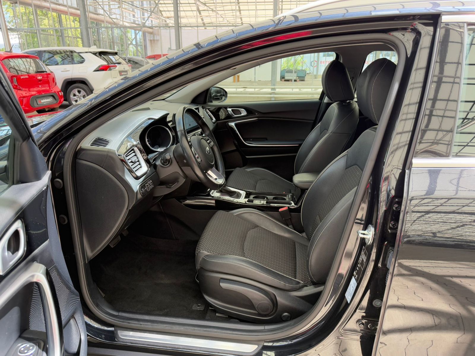 Kia Xceed 1.6 Plug-in Hybrid Spirit - Samsaru's Car Outlet